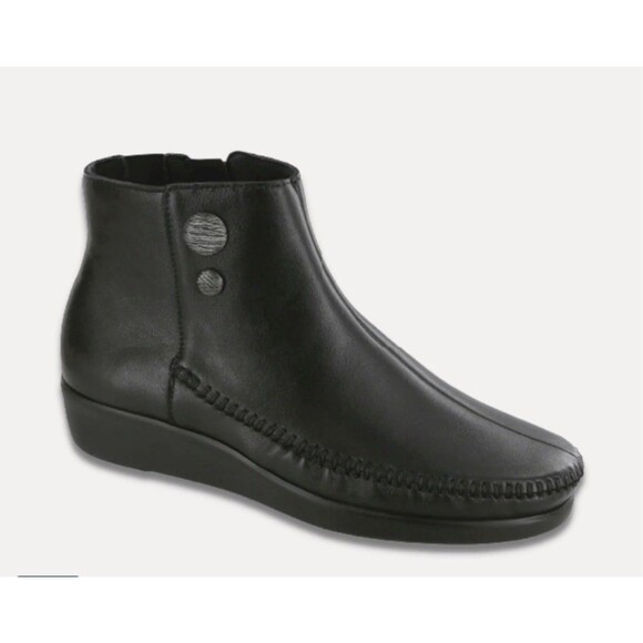 NEW SAS Jade Ankle Boots Wedge Booties Leather Black Women 10 Wide MSRP $245 - Picture 1 of 10